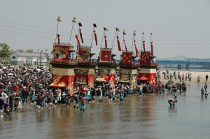 ユネスコ無形文化遺産に登録された 亀崎潮干祭